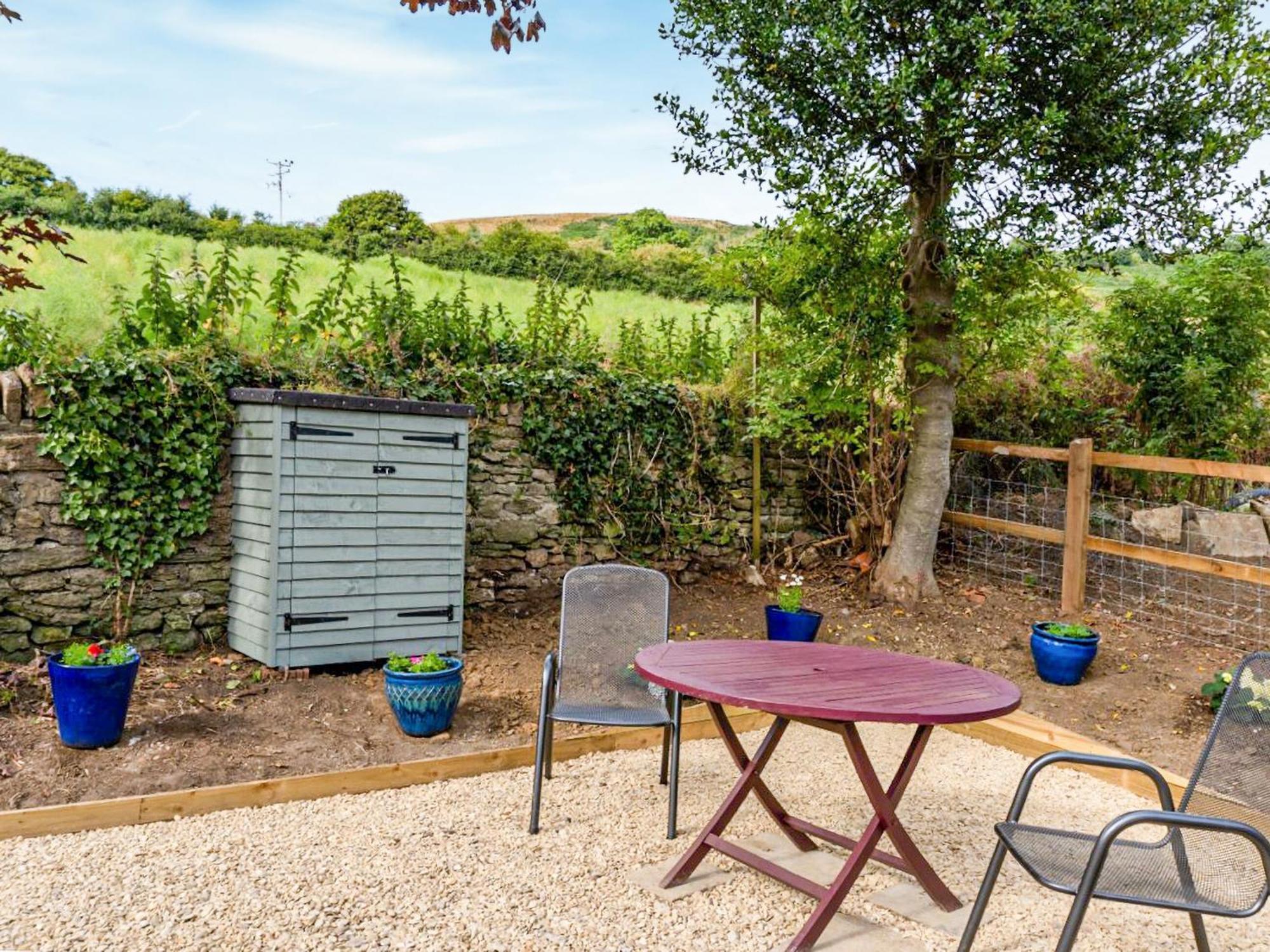 Fig Tree Shepherds Hut Bridport Exterior photo